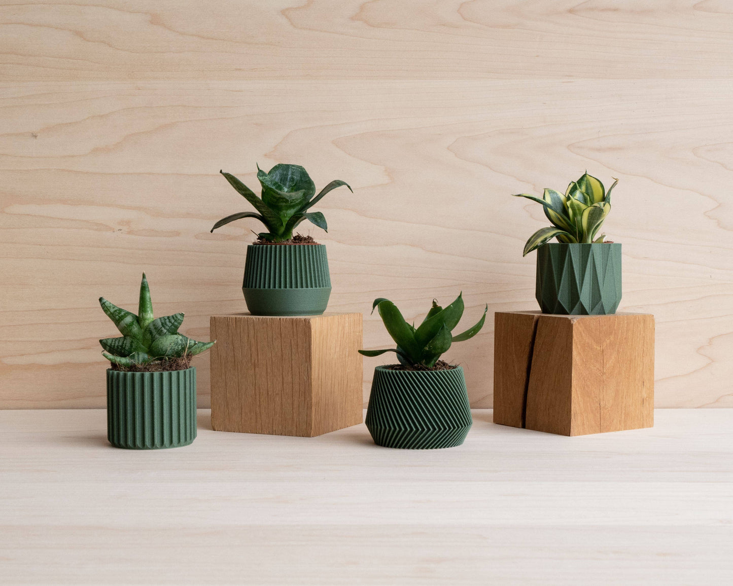 Set of 4 Green indoor Planters – Oslo Origami Kobe Stockholm